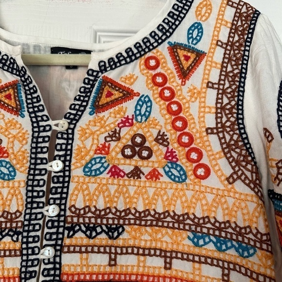 Tolani Embroidered Bust Dress - Picture 3 of 11